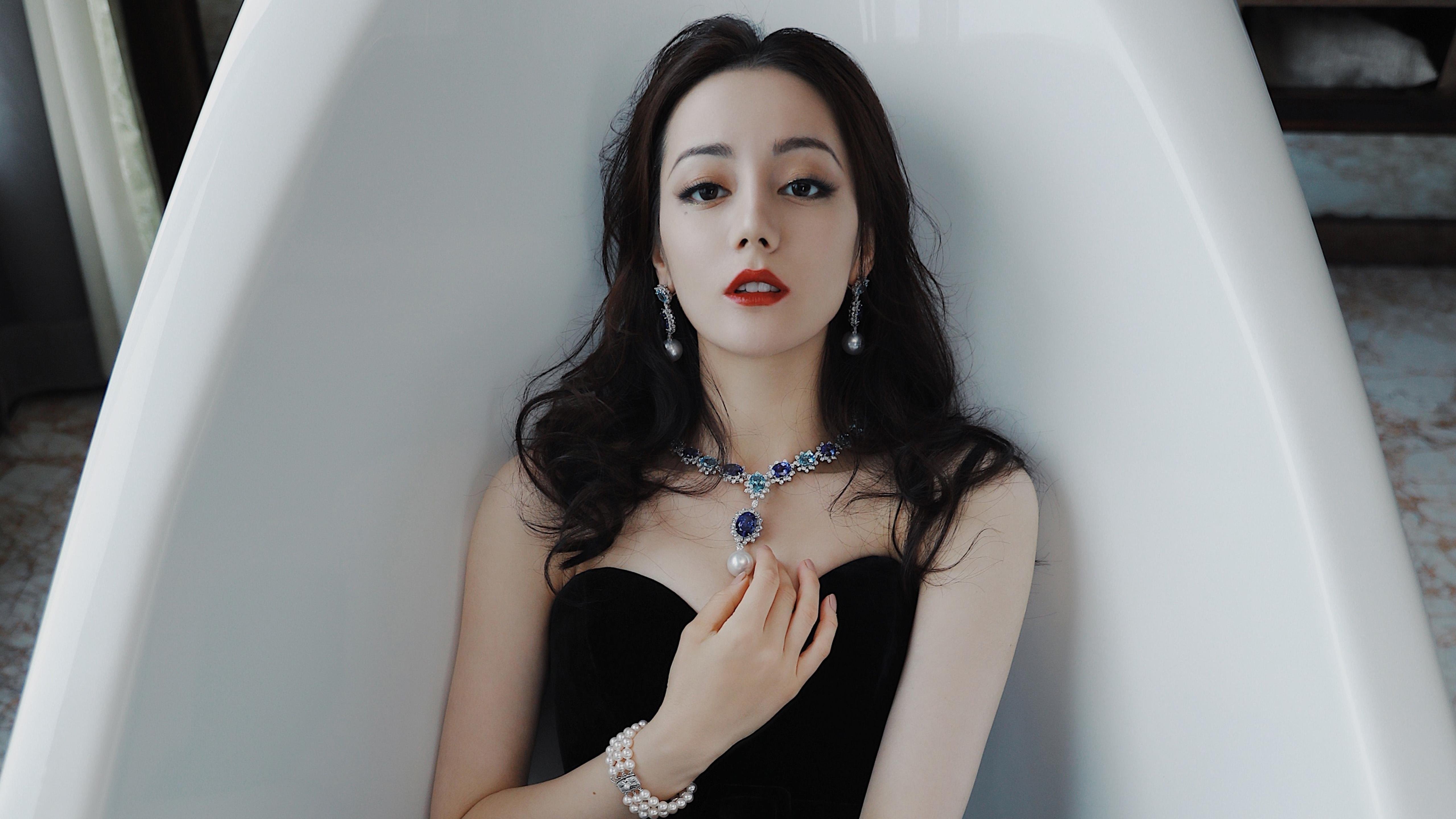 乐鱼体育App下载-森林狼球队配合默契度明显加强，森林狼队球迷
