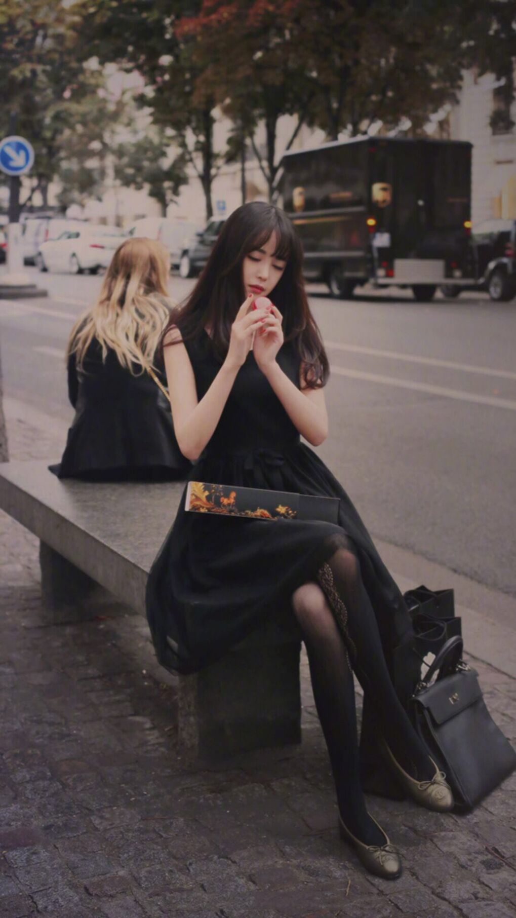 乐鱼电竞· (中国)官方网站-波兰蛙泳新星再刷新纪录，波兰冬泳