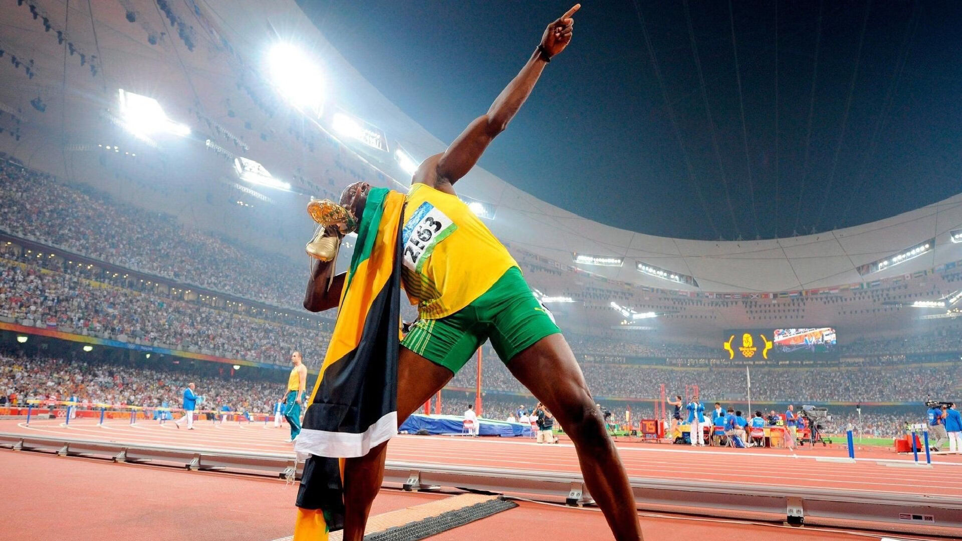 快船发布《队史十大逆转战》纪实短片，快船30分大逆转勇士